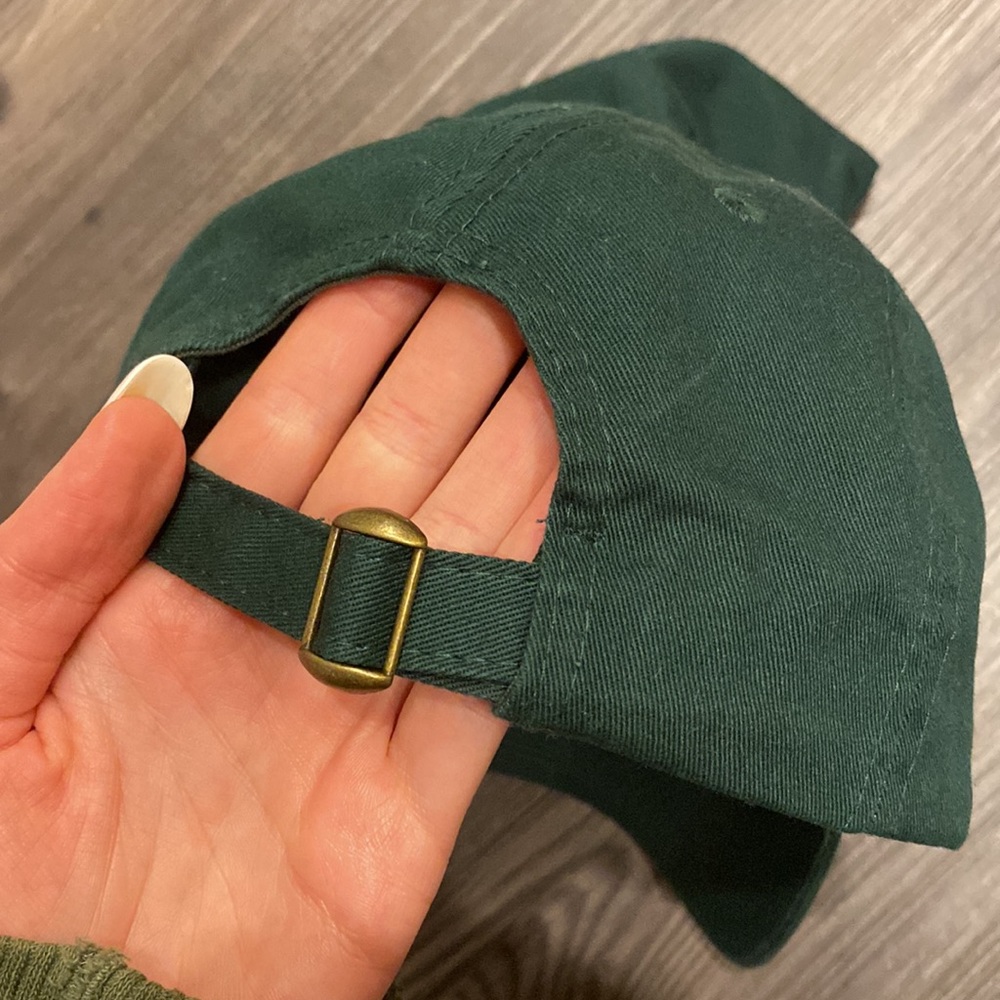 Green Cap - Picture 4 of 4